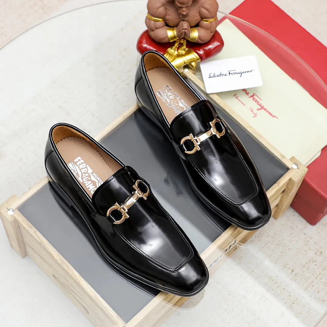 Men's shoes 💰600 🕷🕷🐂【Ferragamo】 Popular fashion casual shoes🇨🇳Official website counter 1:1 production, original mold opening💯Good quality can be seen, imported high-end first-layer pebbled calfskin, water-dyed🐂leather lining🌿very clear texture, high-quality waterproof, non-slip and wear-resistant outsole🎋high quality and low price, truly handmade🍓, 5 colors available! Code number 38-44 (45. To be customized)